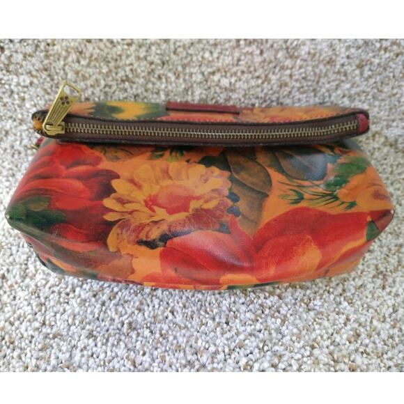 Patricia Nash Valerie Floral Leather Wristlet Clutch - Picture 12 of 15